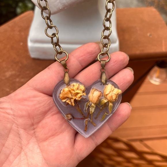 Jewelry - Resin art necklace. Make and design by me. Purple Heart with roses